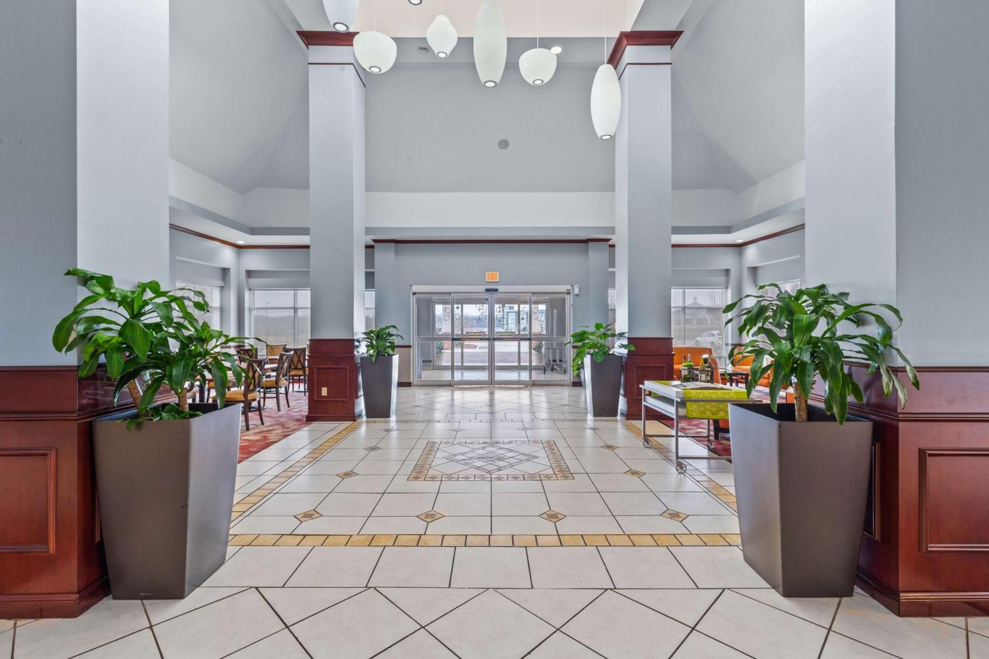 Hilton Garden Inn Starkville Exteriör bild